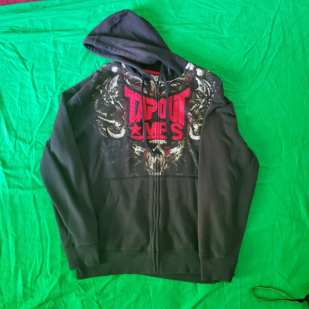 Tapout Zip up hoodie Large